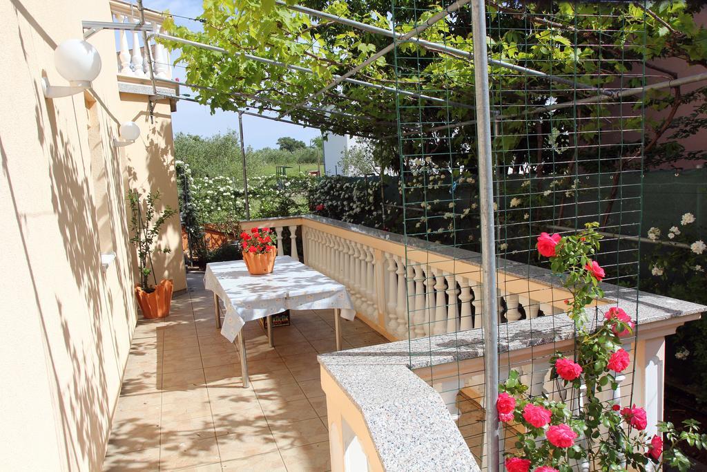 Apartments Kata Biograd Na Moru Ngoại thất bức ảnh